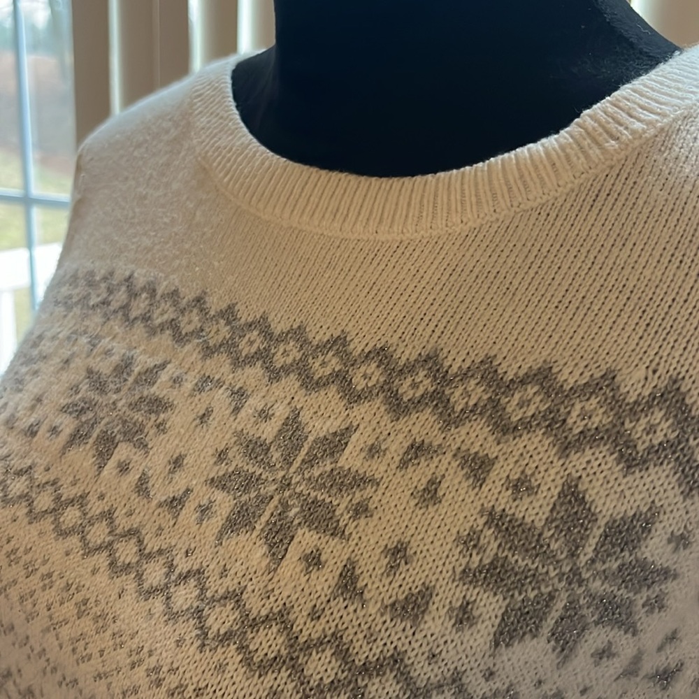 Talbots sweater - Picture 2 of 3